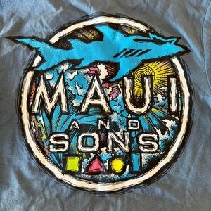 BUNDLE ME! NWT Maui & Sons Fintastic T-shirt S